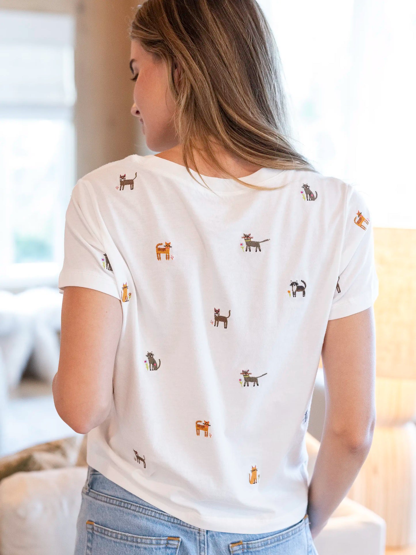 Fave Little Things Embroidered Tee - White Cats