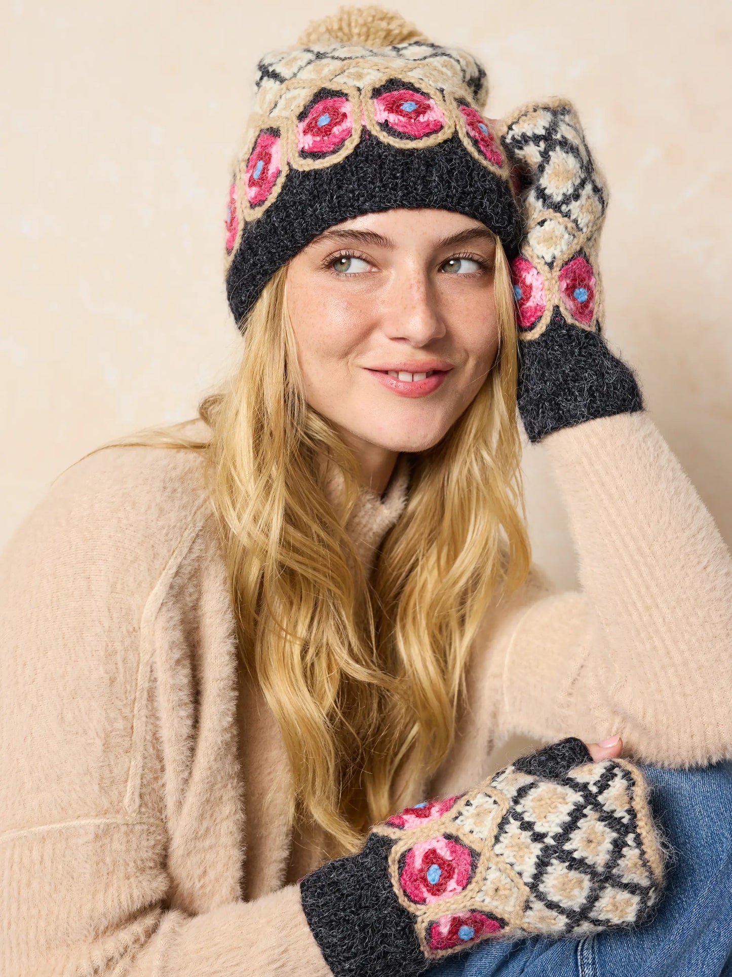 Peruvian Crochet Mittens