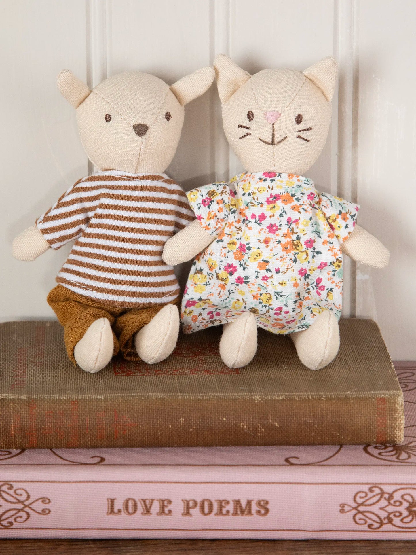 Huck & Harriet Doll Set