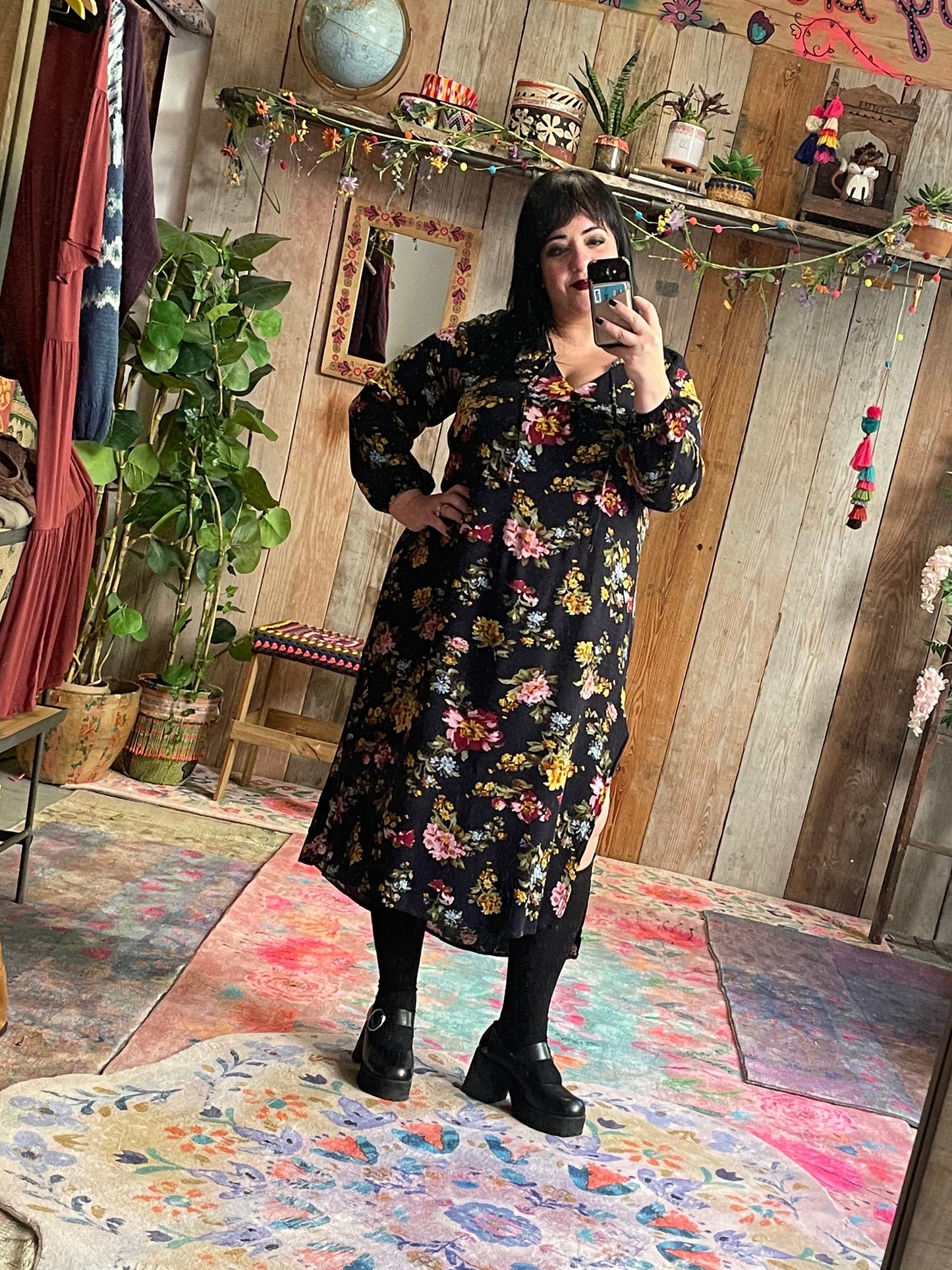 Rowan Side Slit Midi Dress - Navy Floral Bouquets