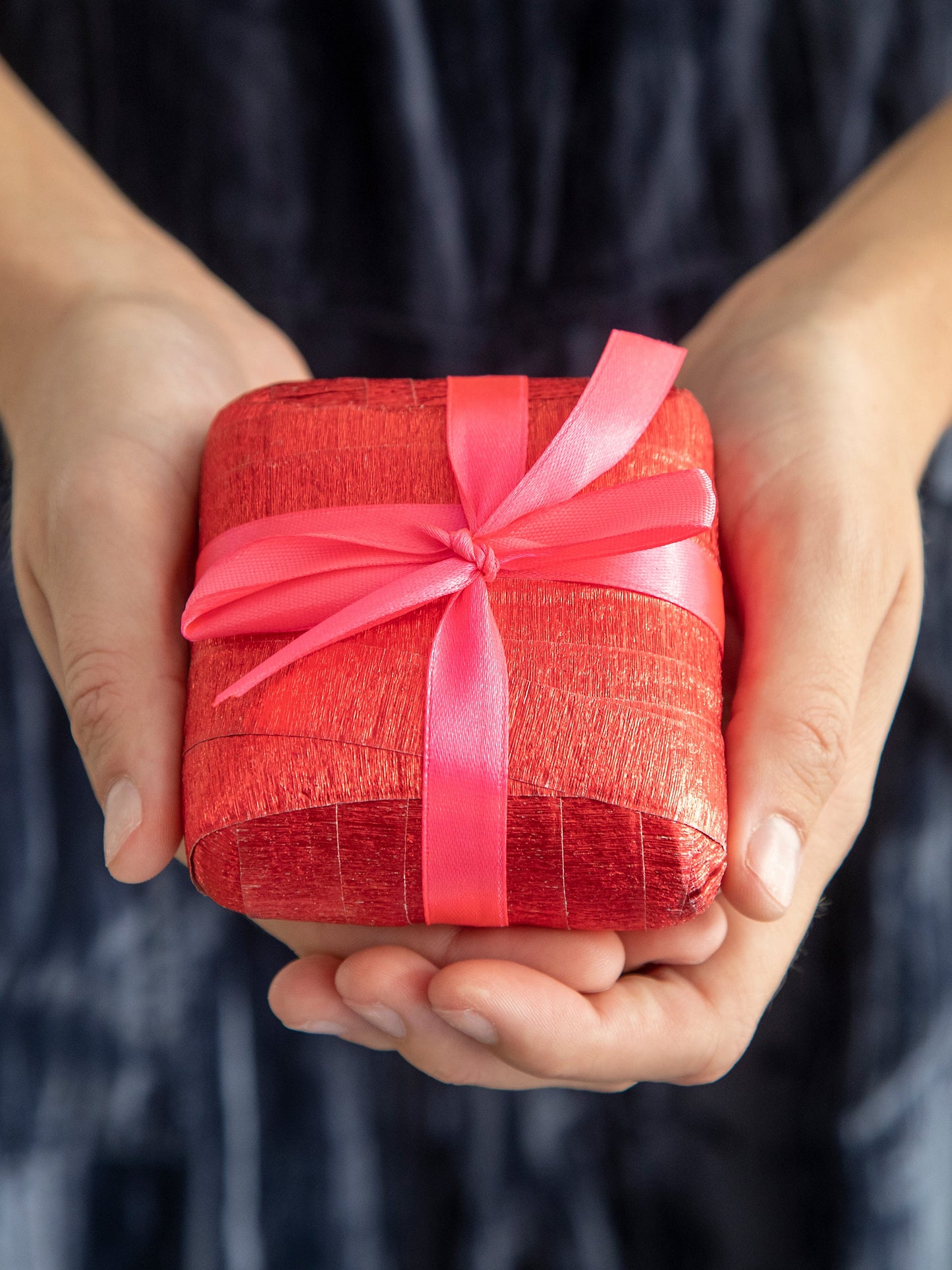 Present Surprise Ball