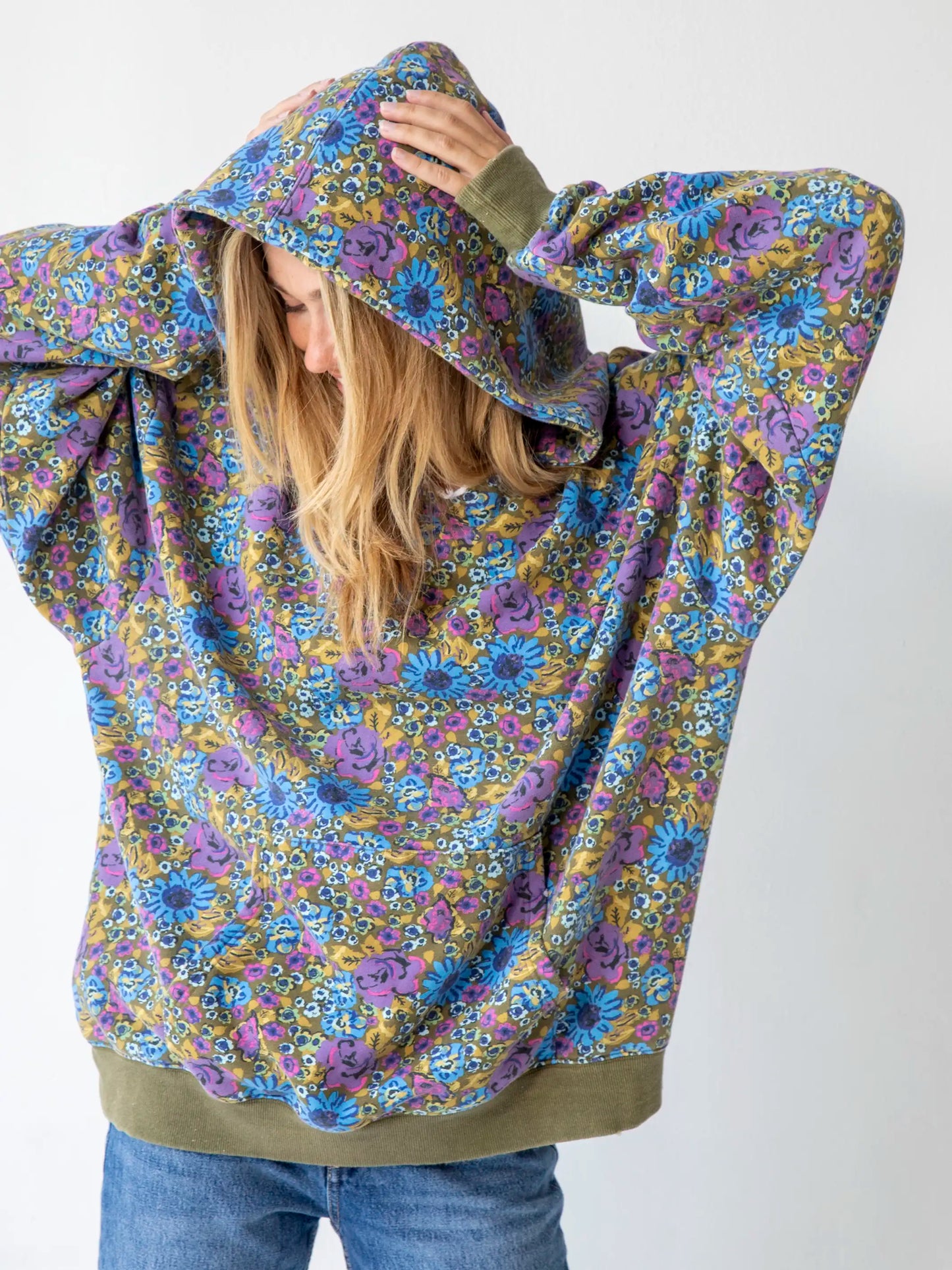 Oversized Printed Hoodie - Blue Purple Daisy