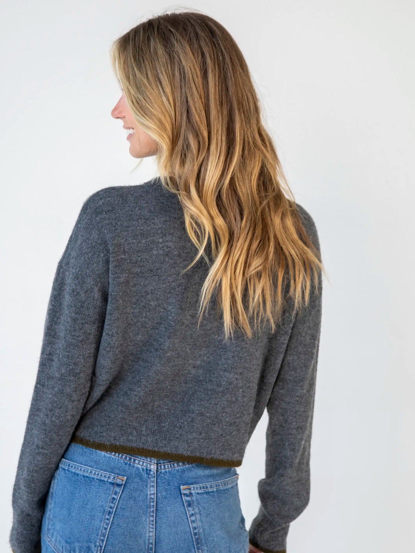 Intarsia Icon Sweater - Charcoal Daisy