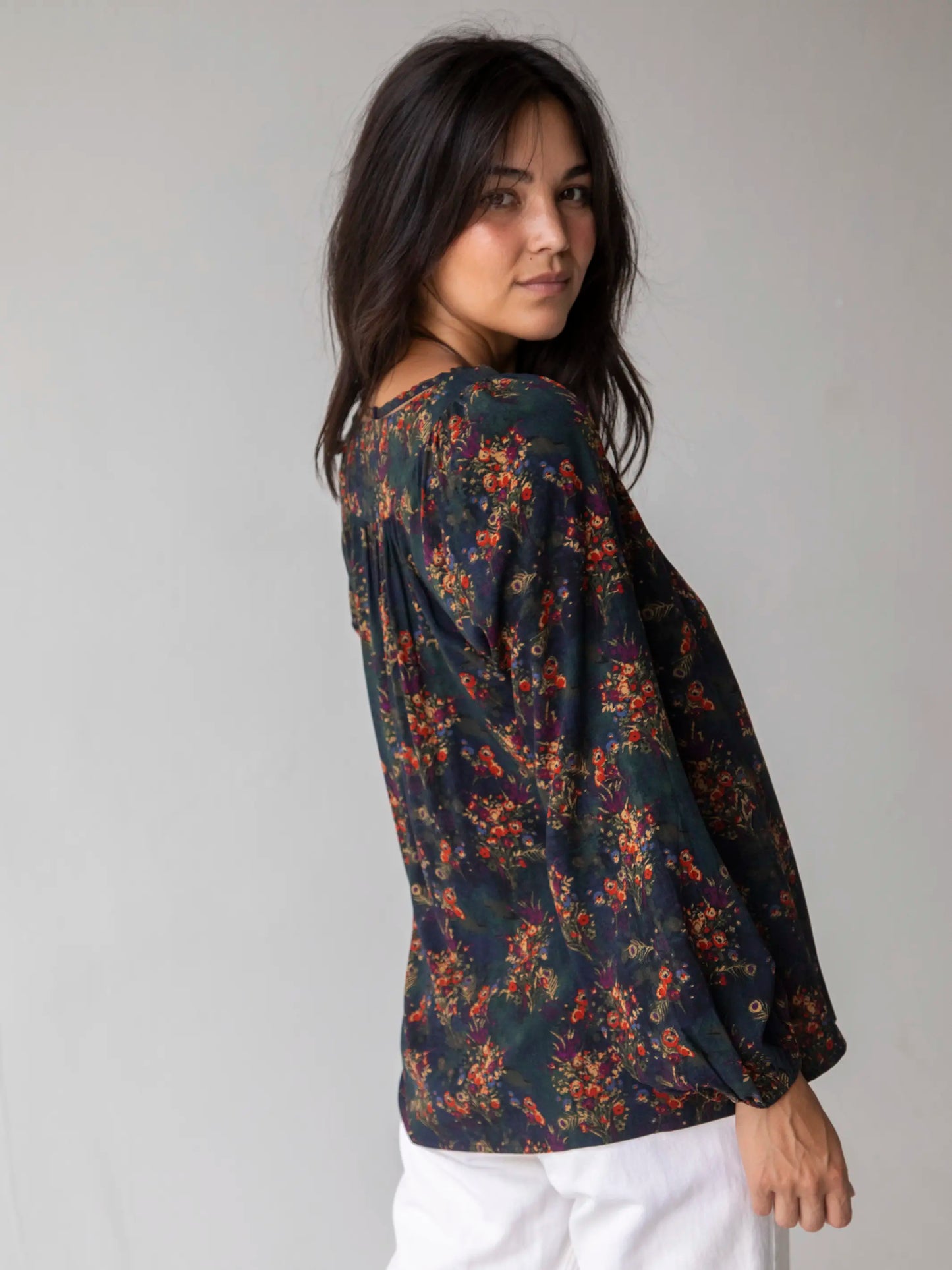 Rowan Top - Navy Red Feathers