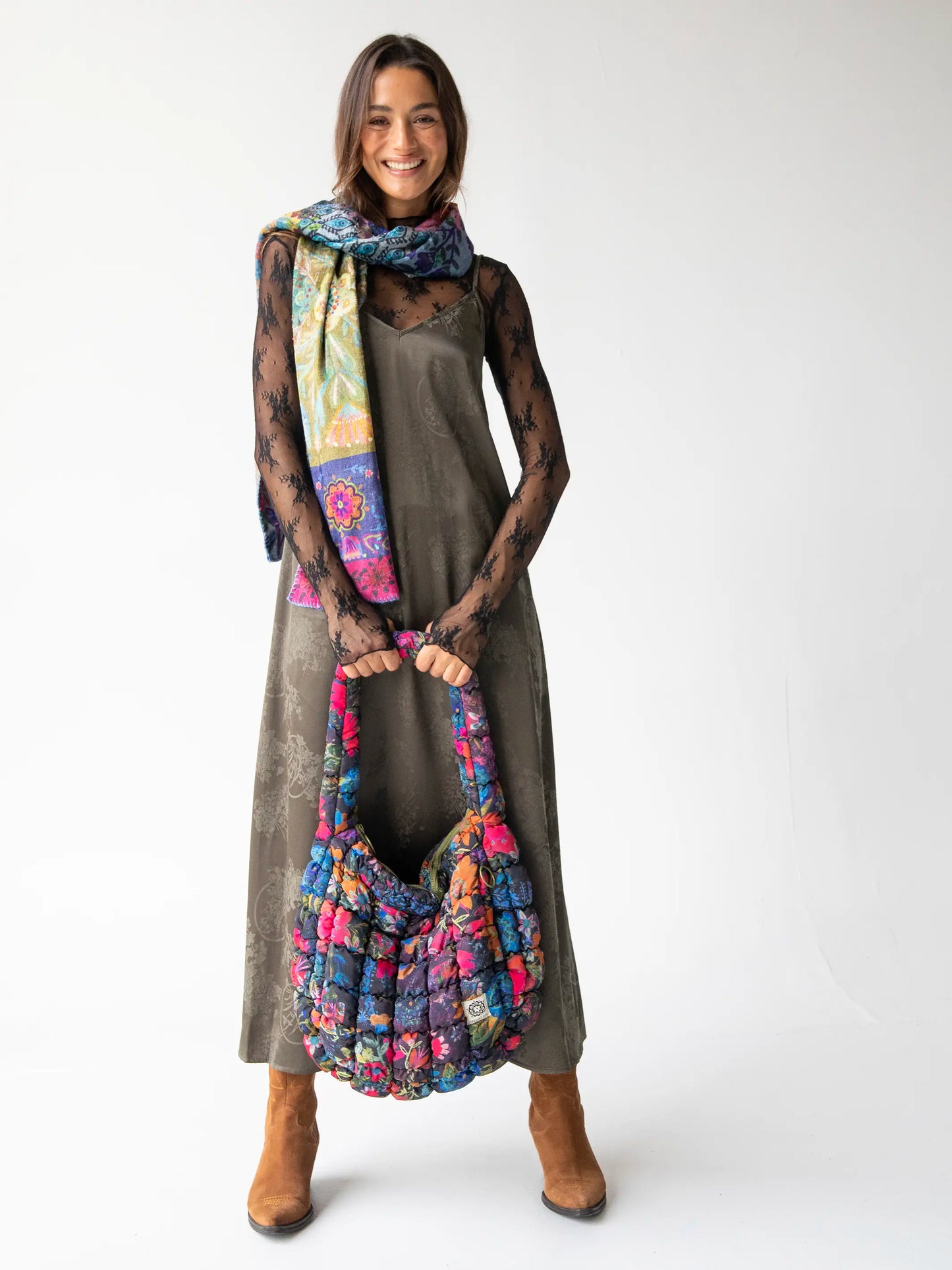 Puffy Fit-It-All Bag - Large Dark Floral Garden