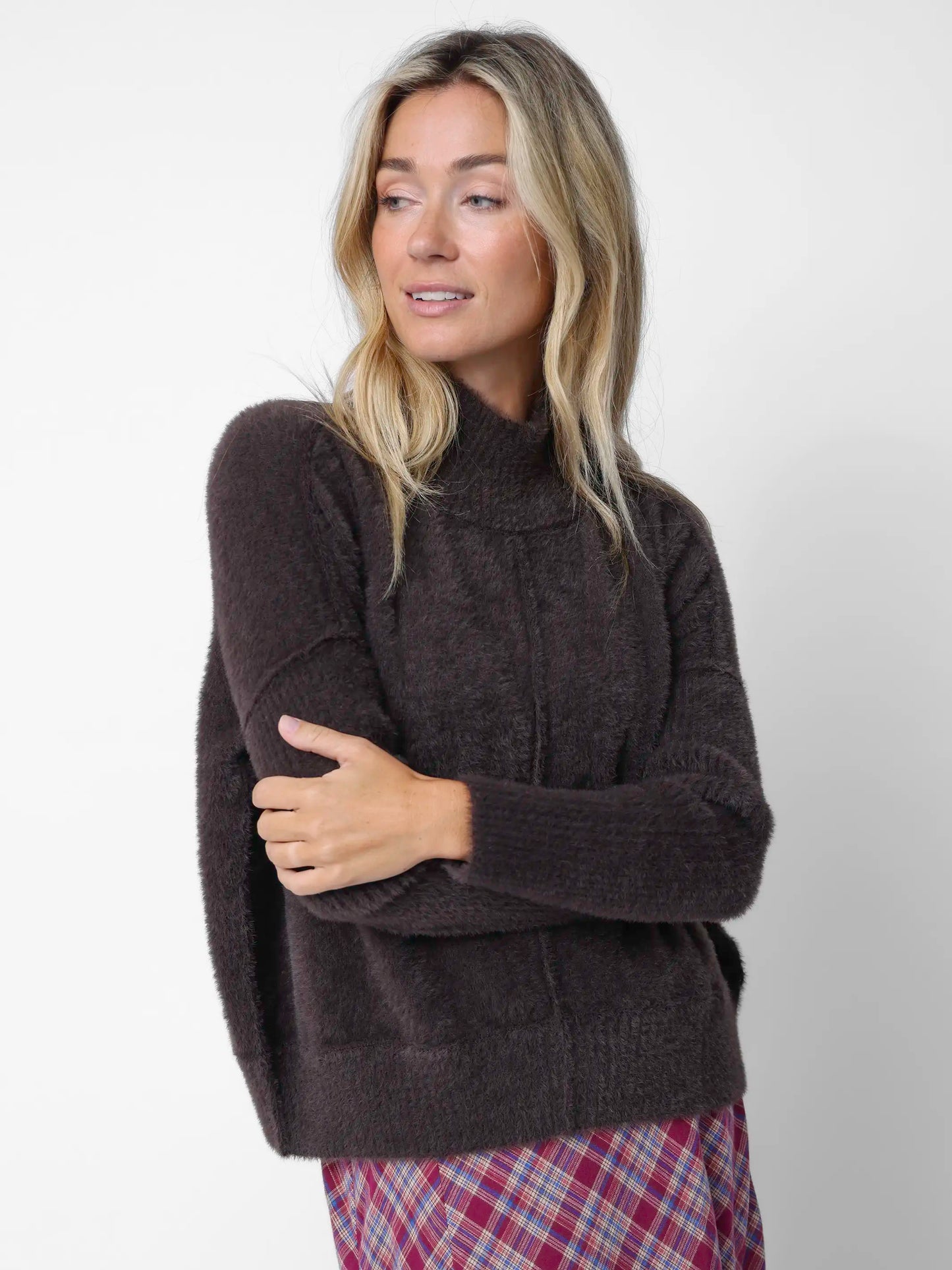 Fuzzy Turtleneck Sweater - Espresso