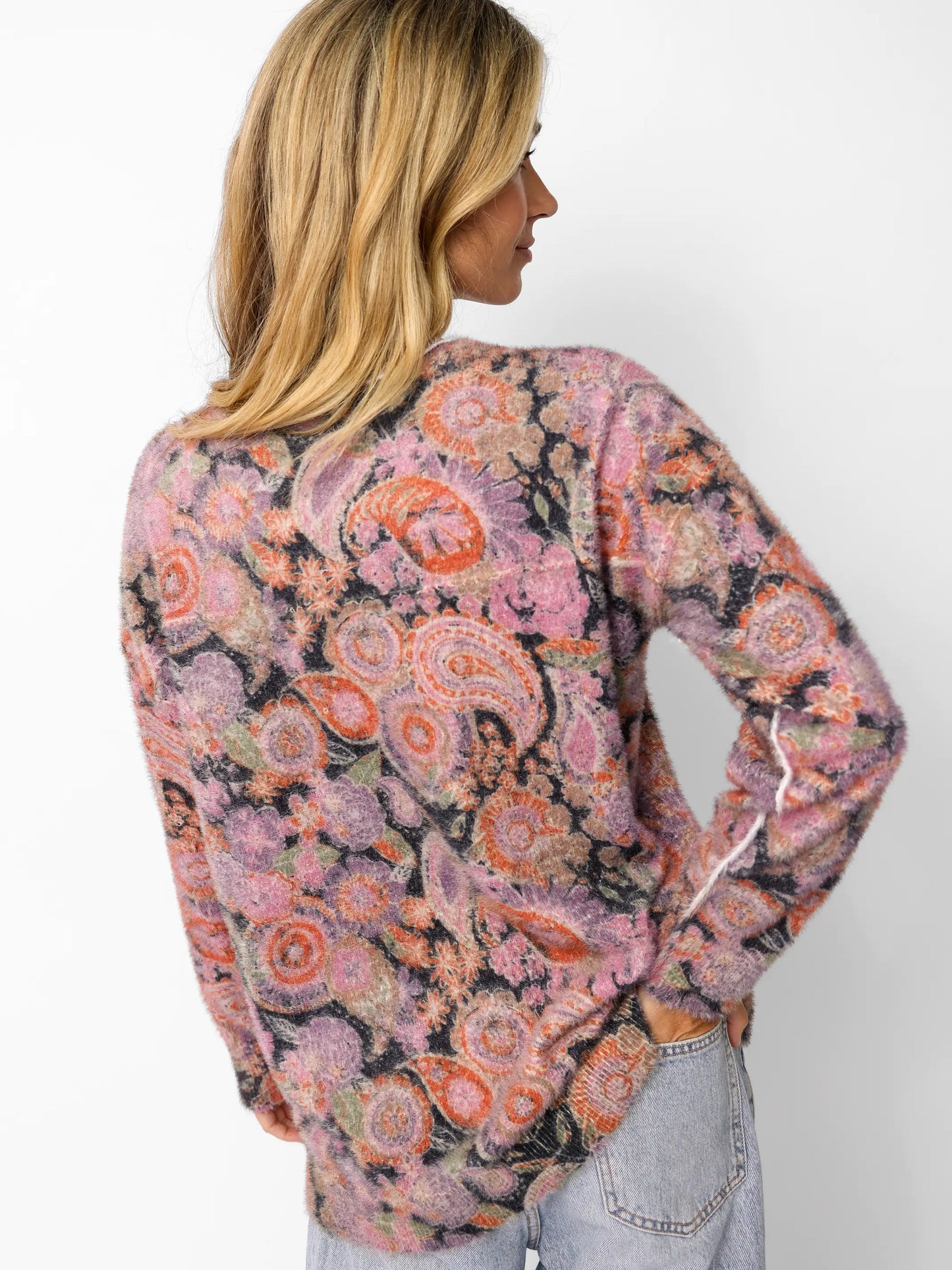 Cashmere-like Pullover Sweater - Black Sketched Paisley