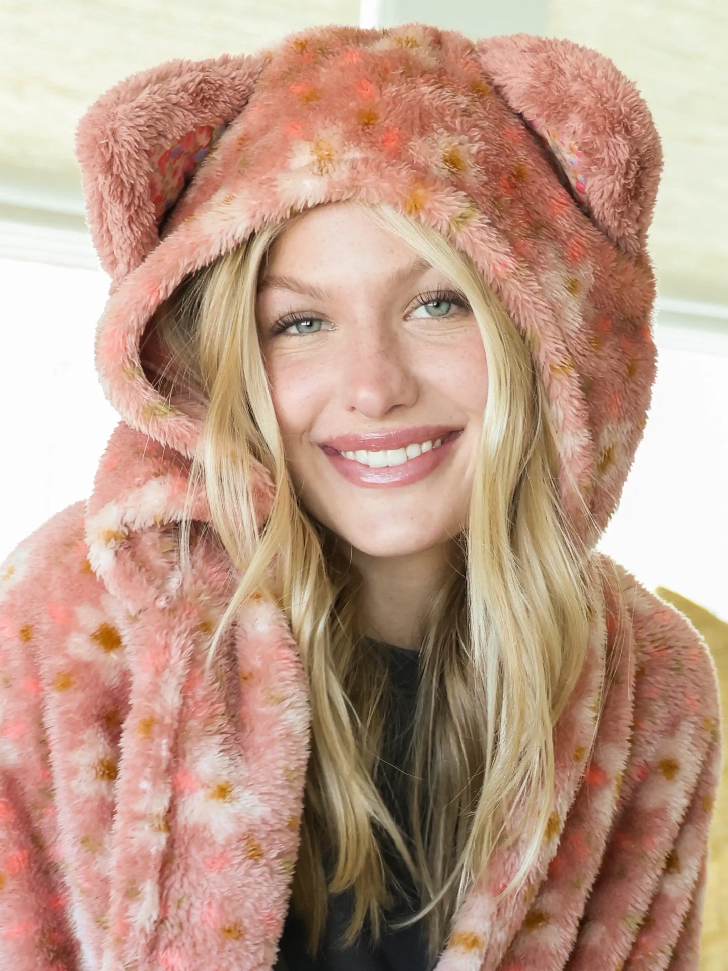 Hooded Sherpa Blanket - Pink Cat