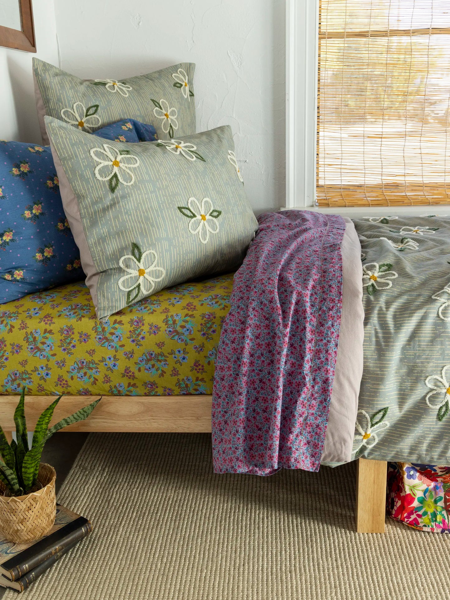 Catalina Cotton Euro Sham - Daisy Stripe