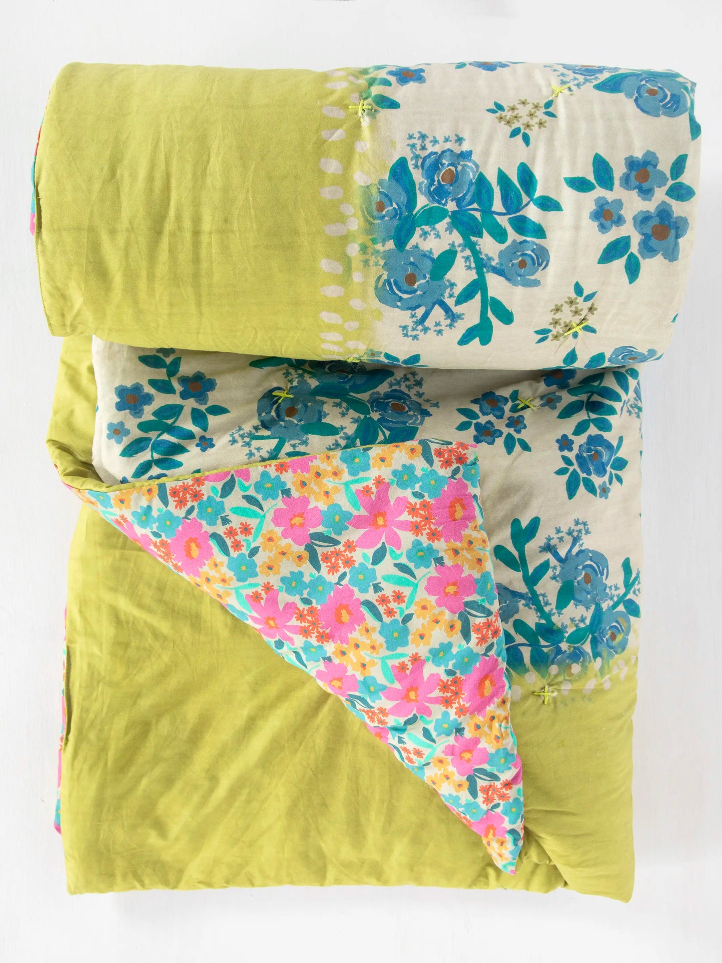 Bungalow Reversible Cotton Quilt - Wildflower Pop