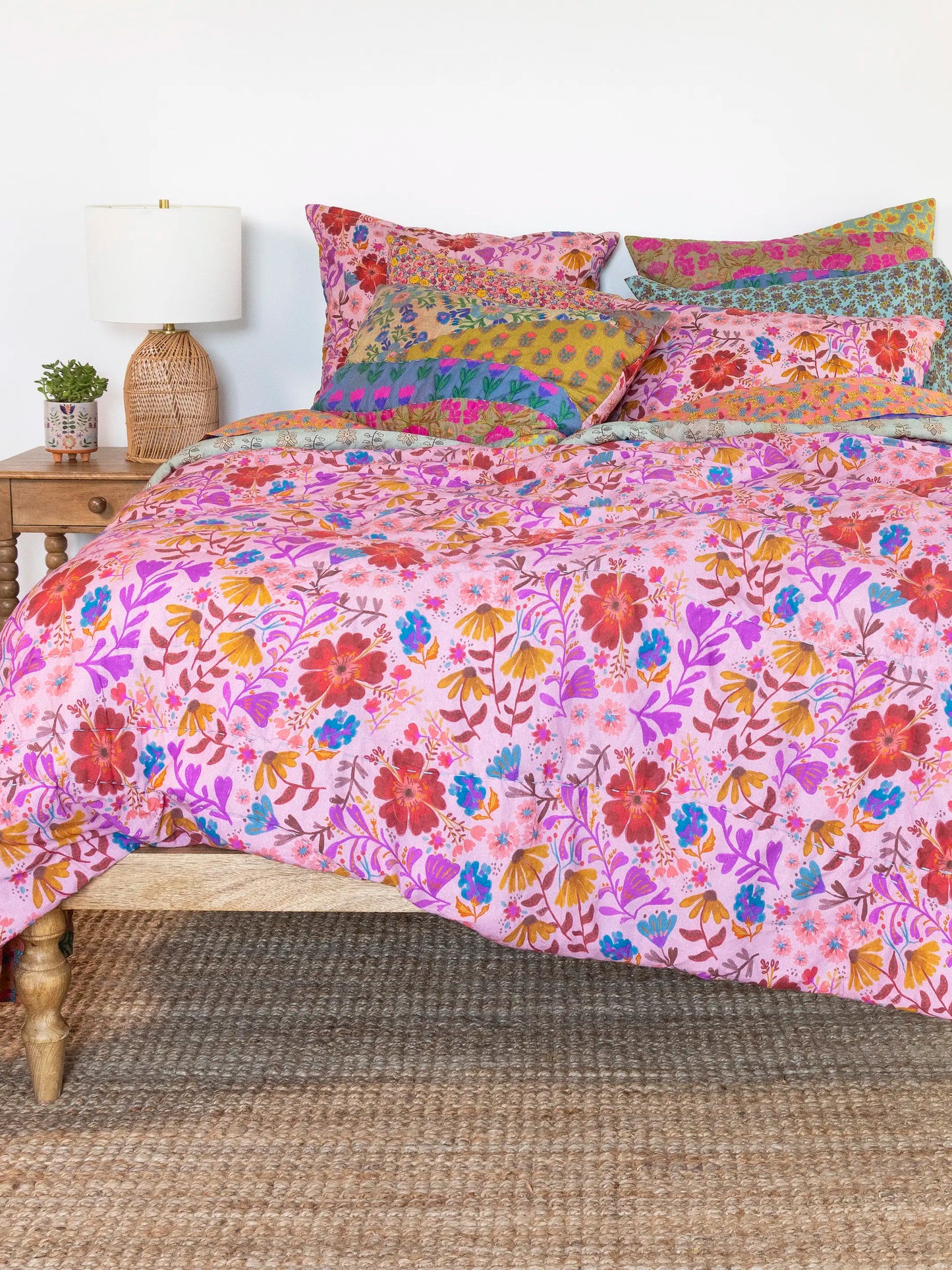 Bungalow Reversible Cotton Quilt - Garden Waves