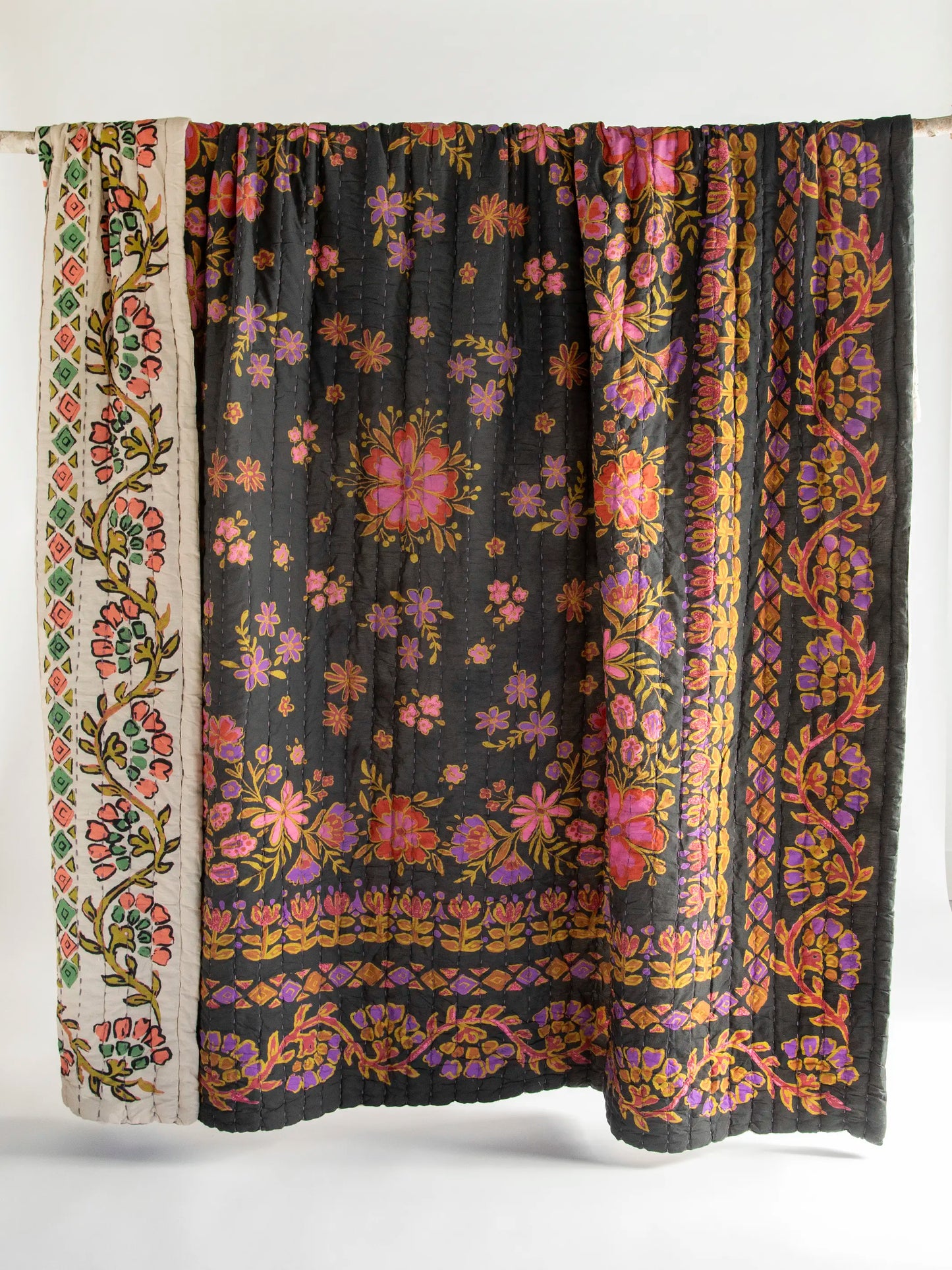 Bungalow Reversible Cotton Quilt - Blooming Bandana