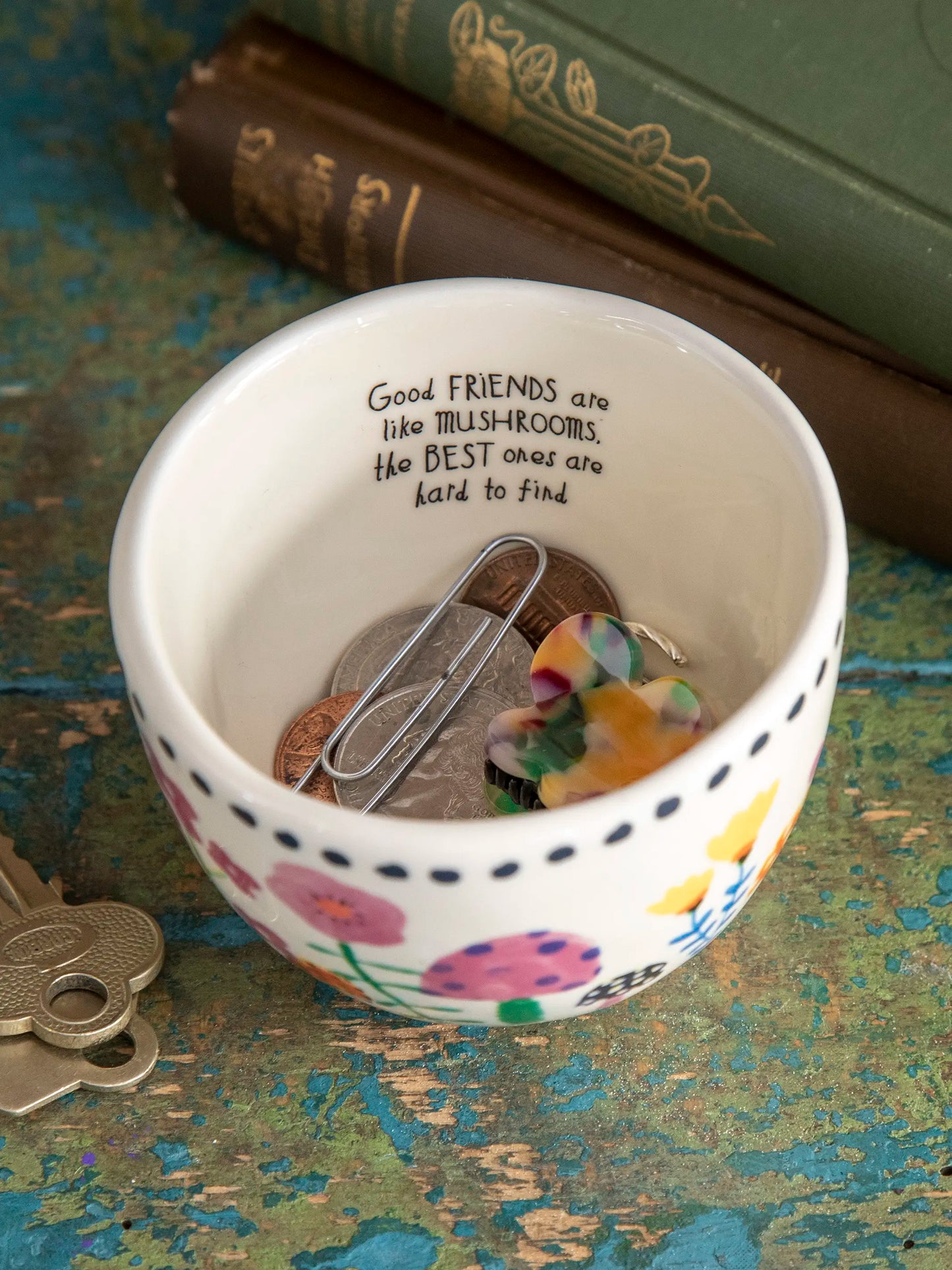 Secret Message Candle - Friends Are Like Mushrooms