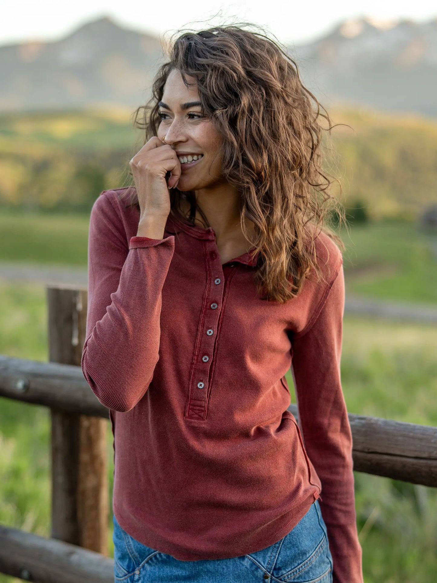 Layer Up Ribbed Henley - Red Clay
