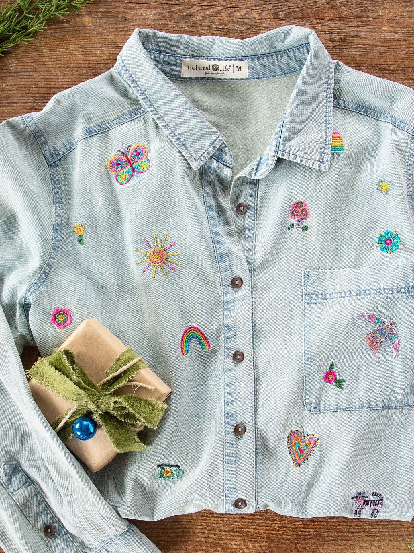 Fave Little Things Embroidered Shirt - Light Wash Denim