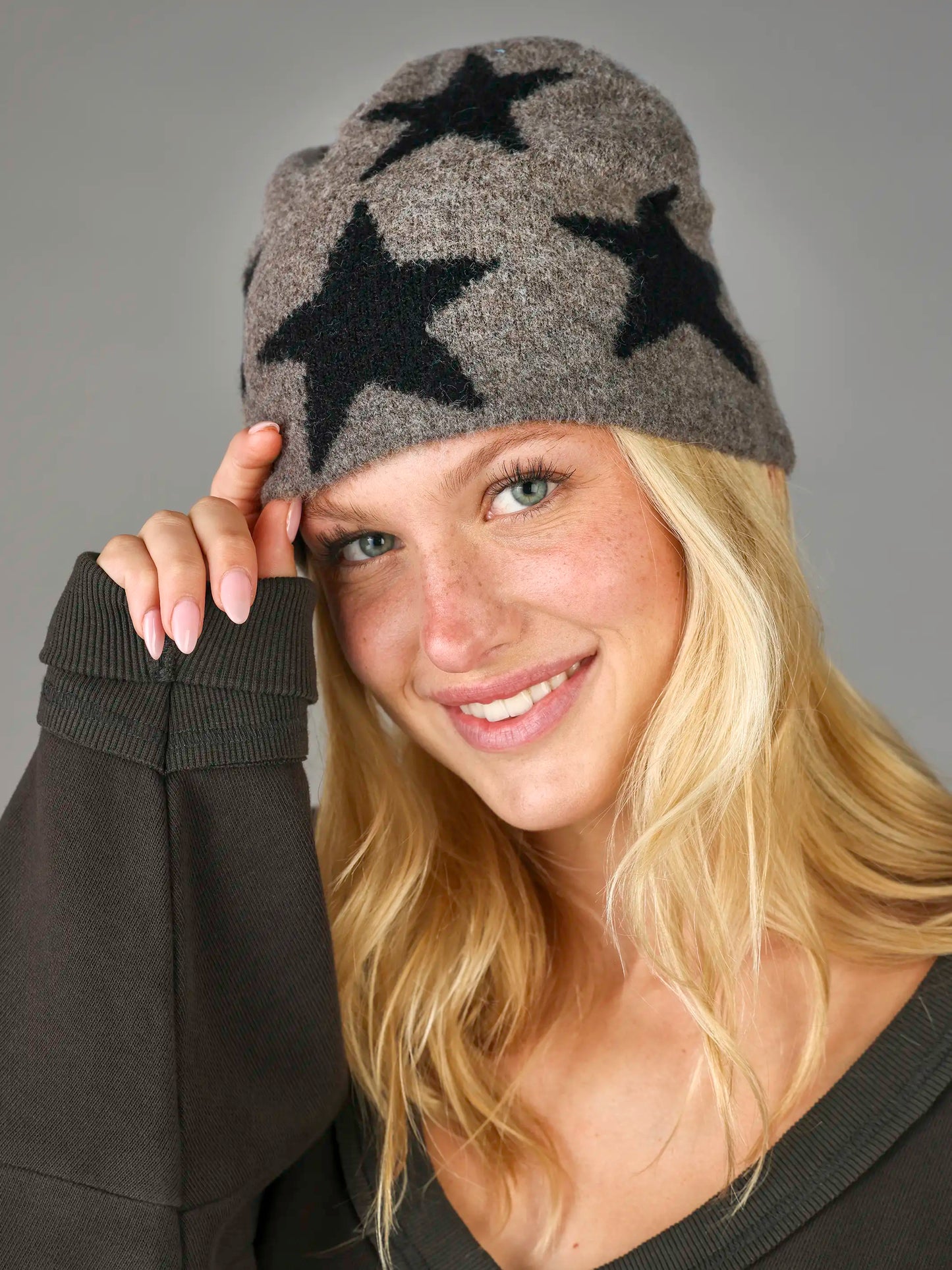 Jacquard Beanie - Grey Star