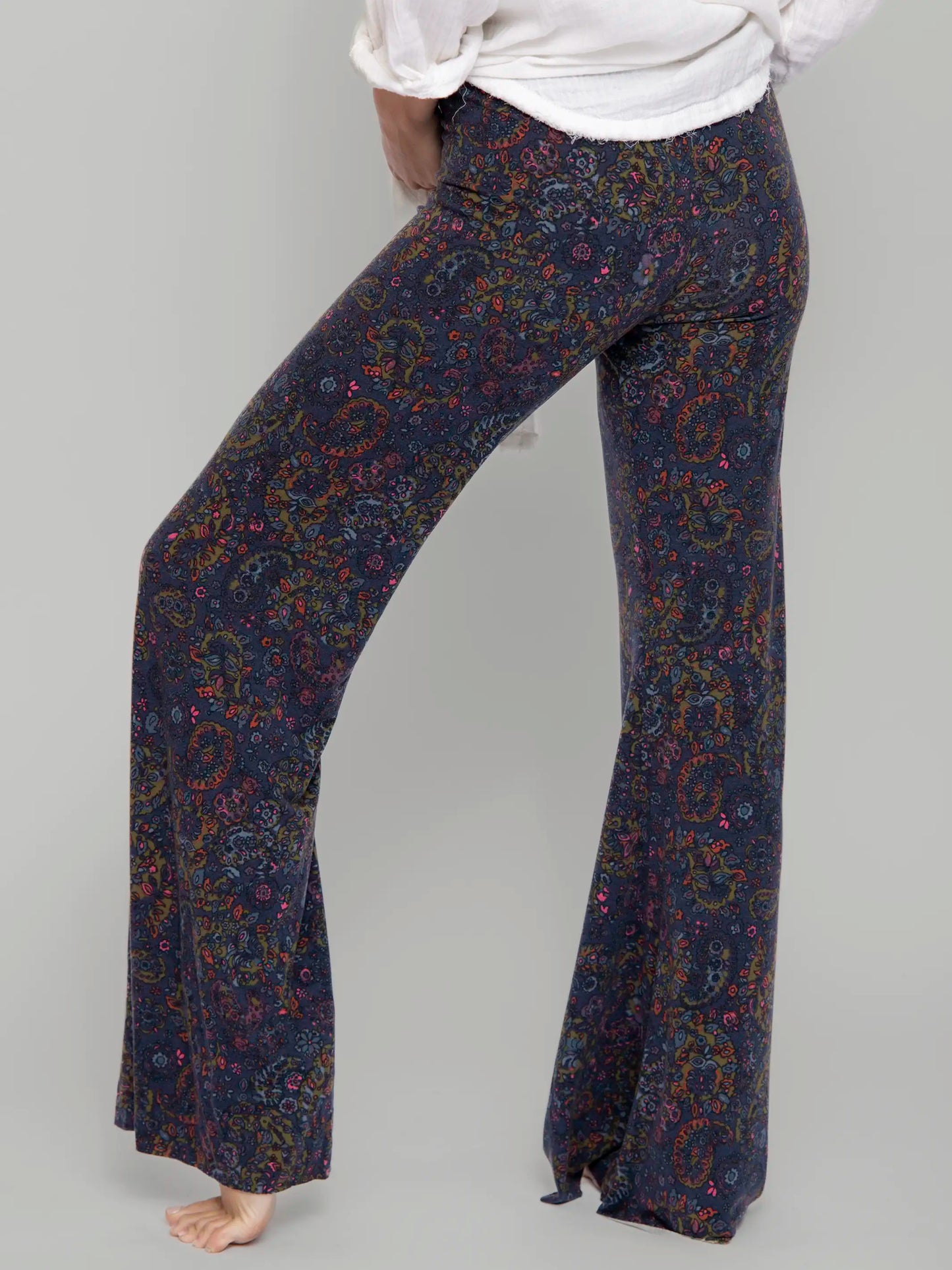 Cali Knit Flare Pant - Retro Paisley Navy