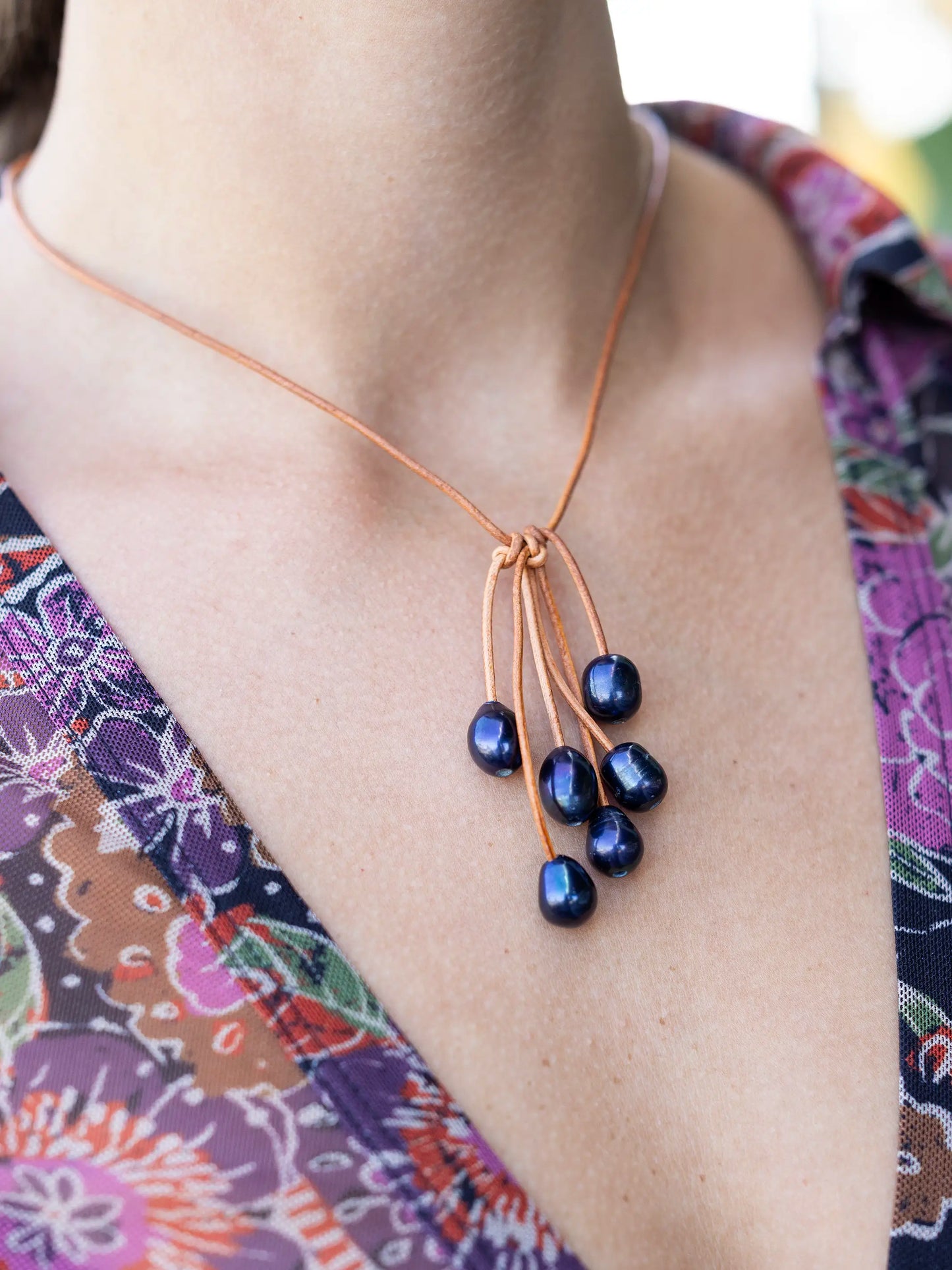 Real Pearl & Leather Tassel Necklace - Short Black