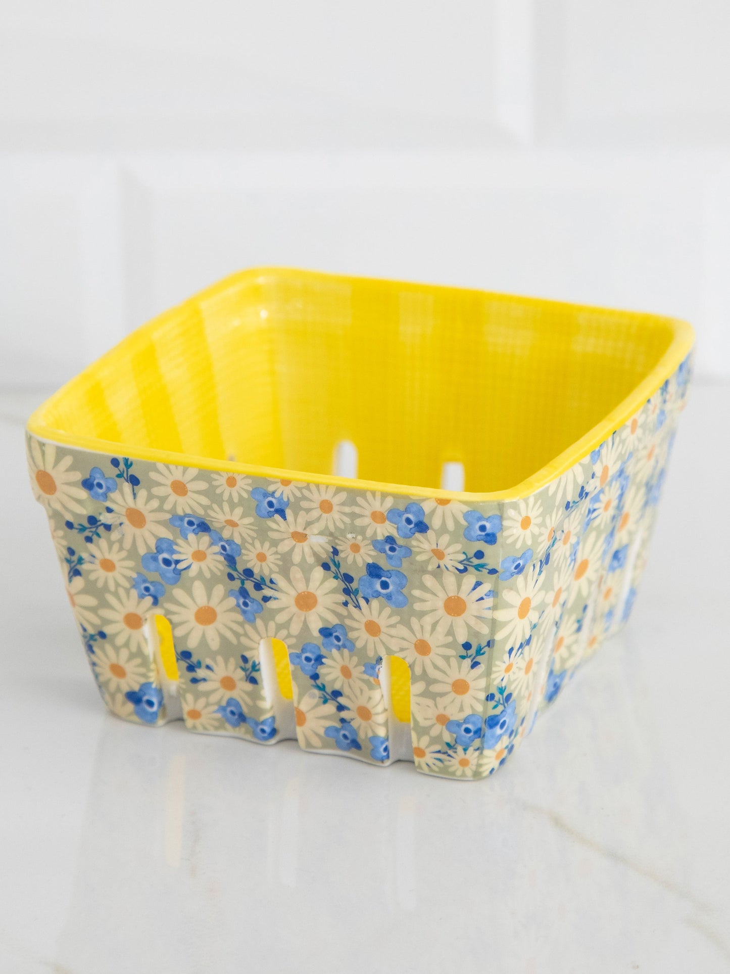Ceramic Berry Colander - Yellow Floral