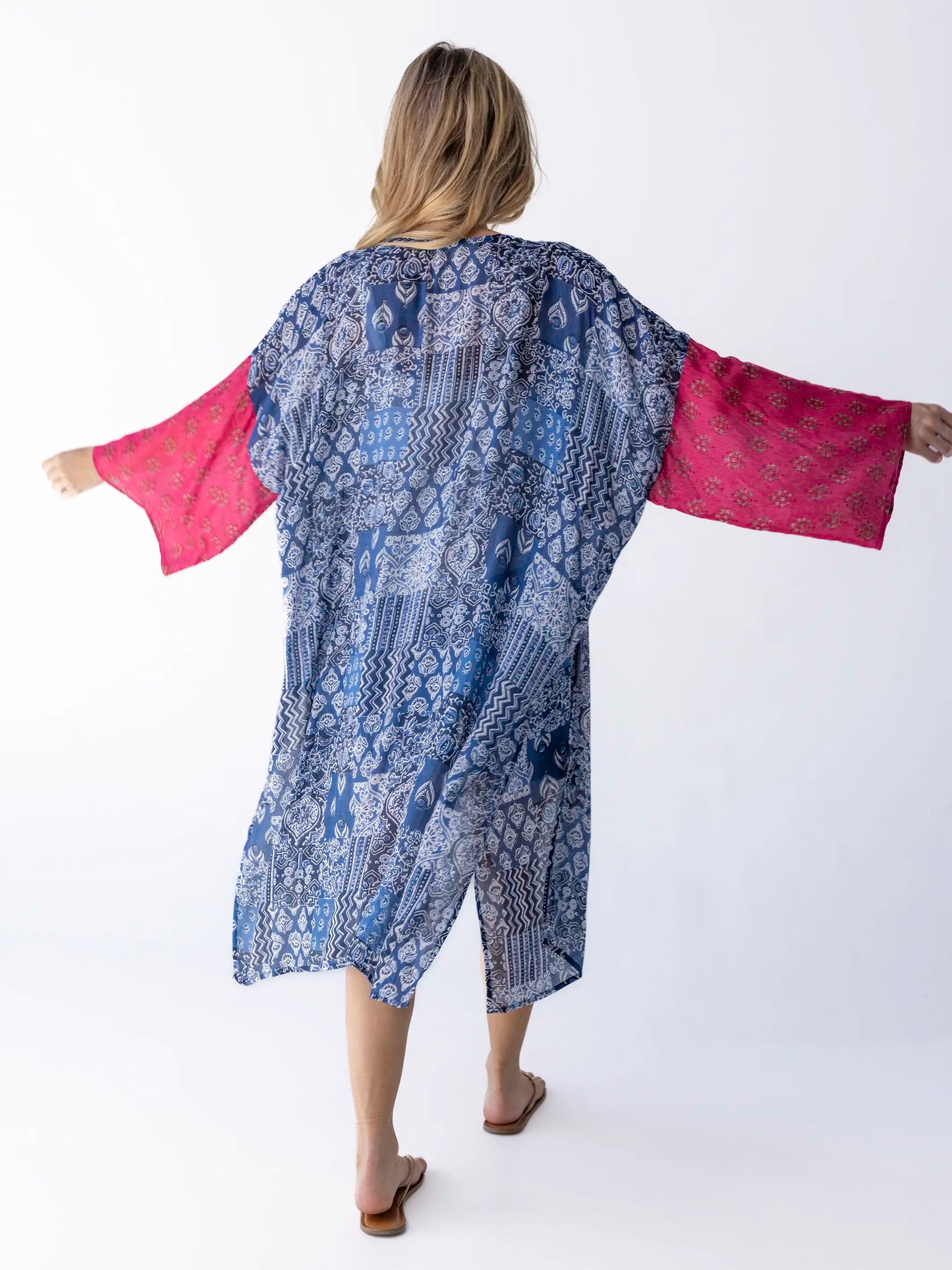 Sierra Duster - Navy Red Medallion