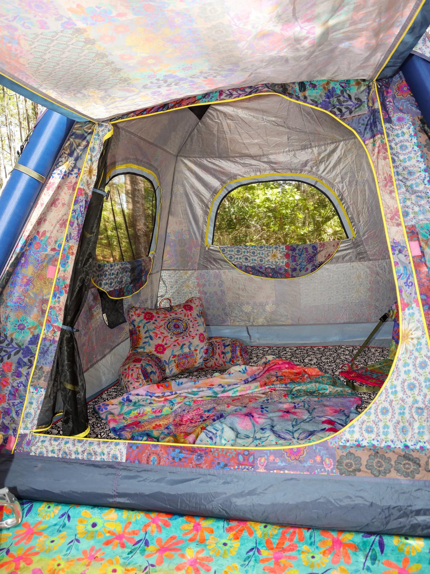 Live Happy Camping Tent - Inflatable Happy Camper