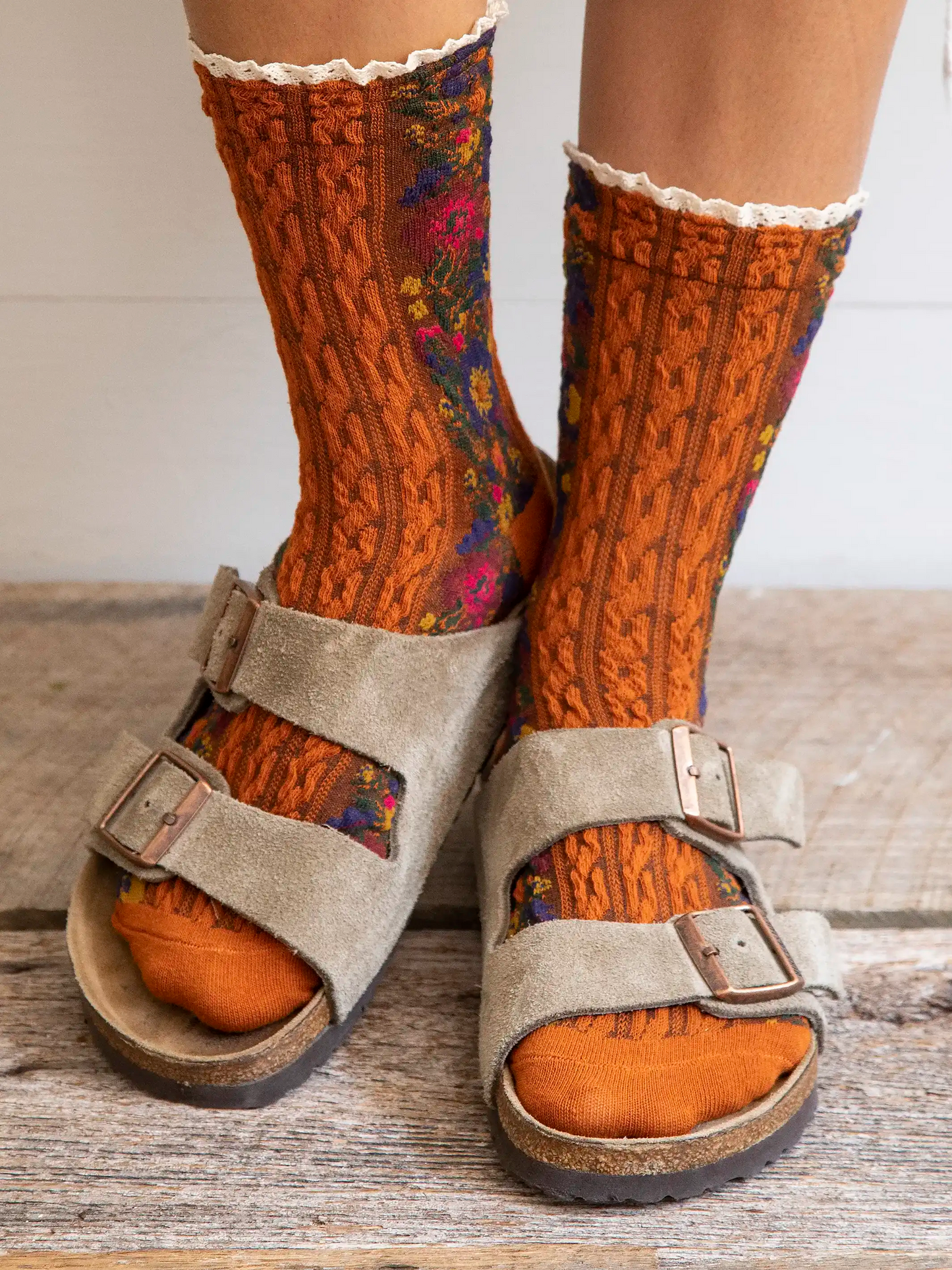 Blossom Crew Socks & Scrunchie, Set of 3 - Rust